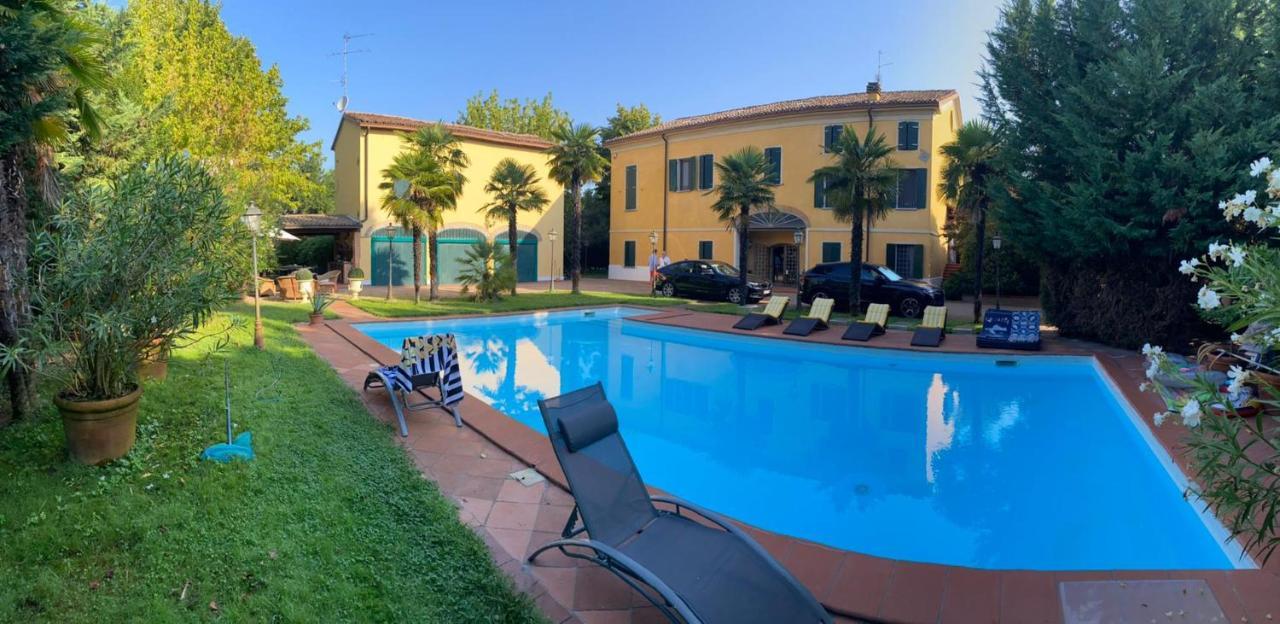 B&B Villa Delle Palme Carpi Exterior photo