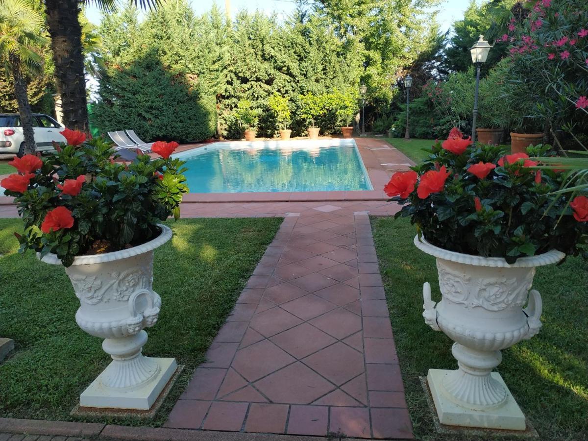 B&B Villa Delle Palme Carpi Exterior photo